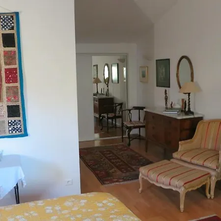 Du Sanglier-chambres D'hotes Bed & Breakfast